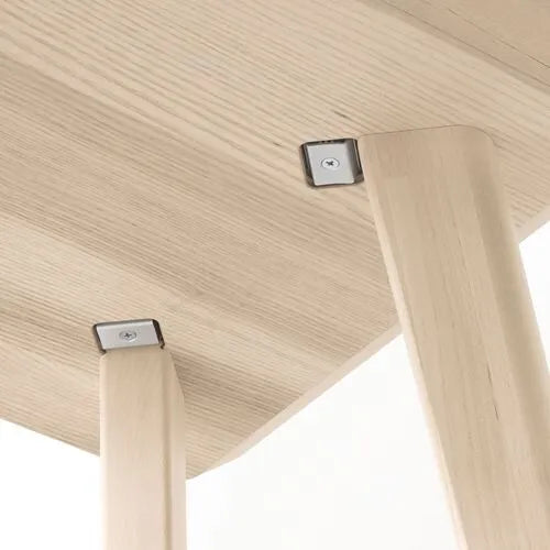 ميز مكتب خشبي