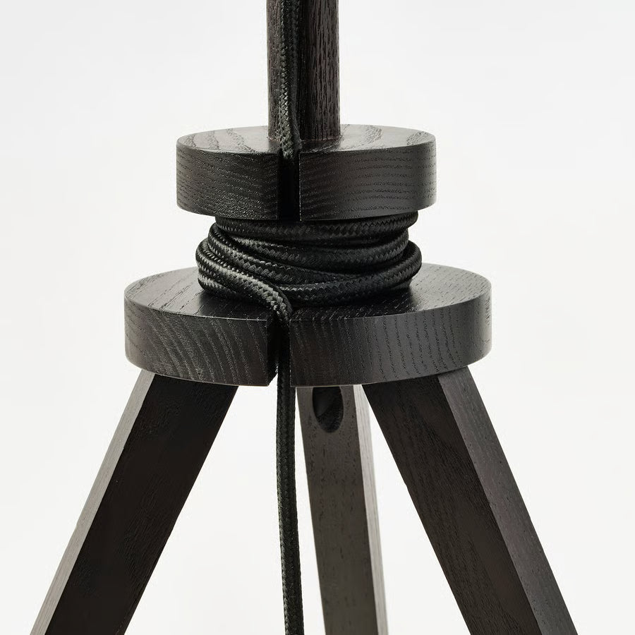 انارة خشب سوداء منضدي