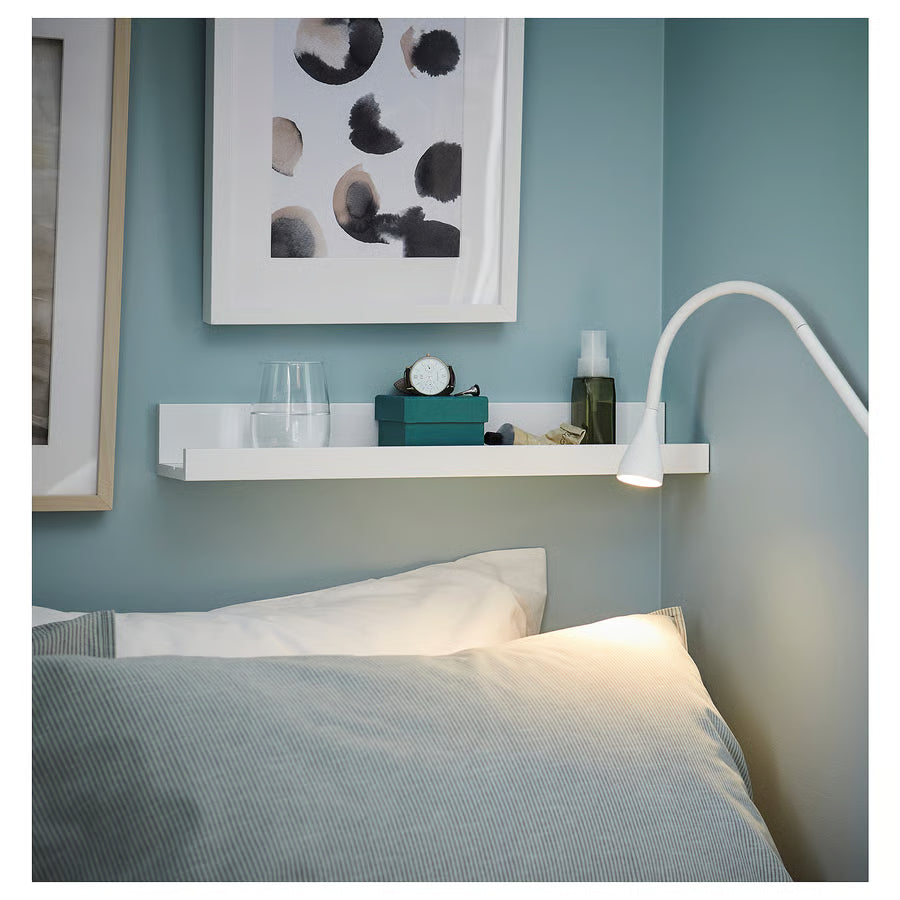 رف حافة ابيض صغير